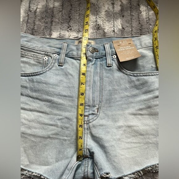 Madewell Relaxed Denim Shorts in Essen Wash Size 27 - Picture 5 of 11